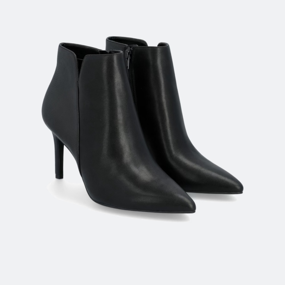 Elegant Black Ankle Boots